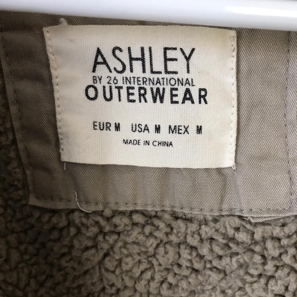 Tan Jacket - Picture 5 of 5